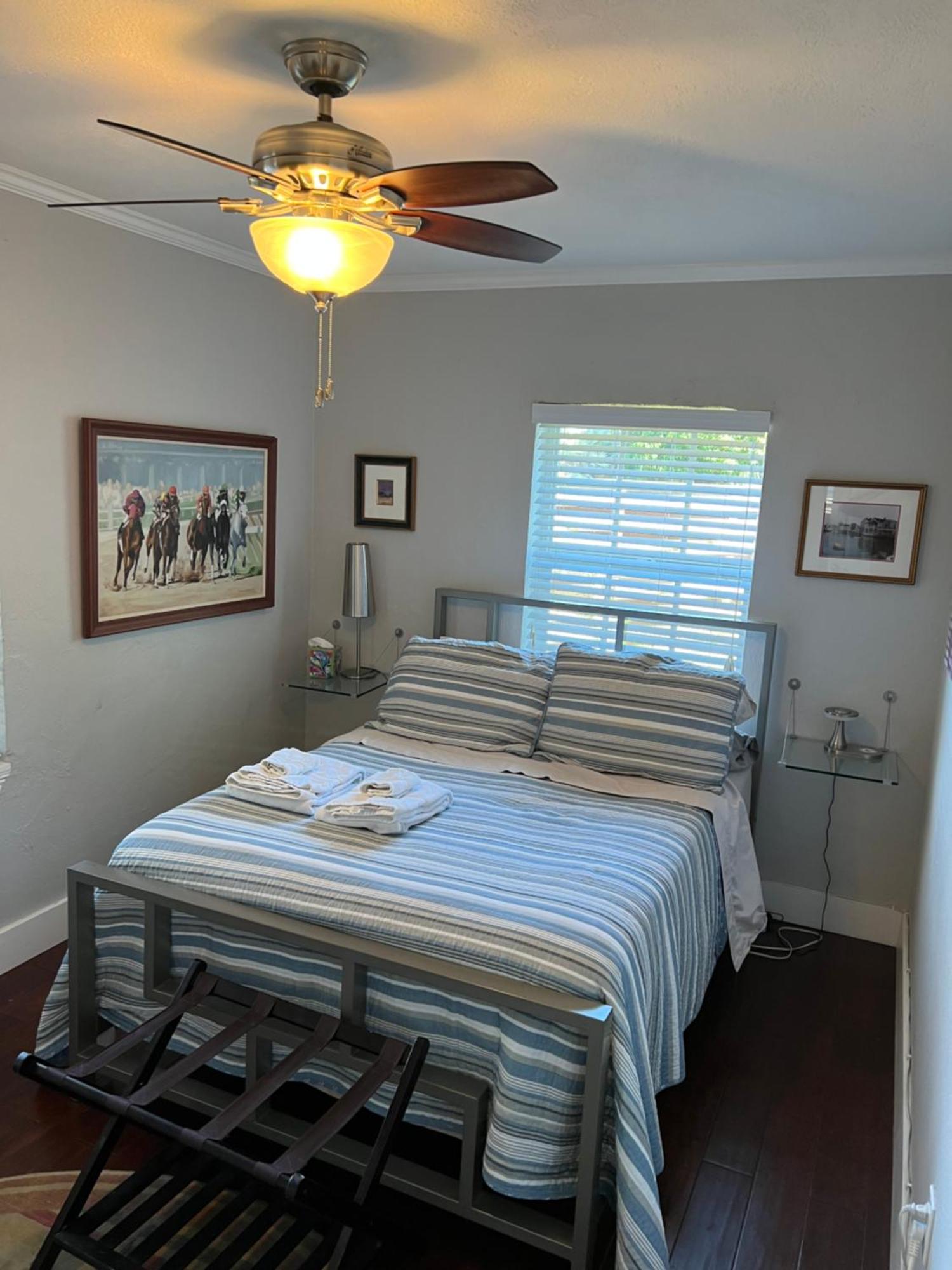 Wilton Manors A Mens Oasis Bed & Breakfast Bagian luar foto